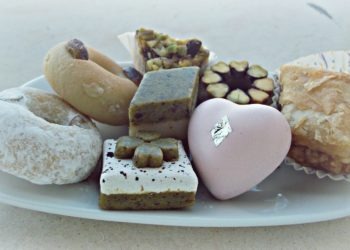 Les patisseries tunisiennes en France, dans votre région