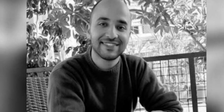 Le jeune médecin est mot en martyr