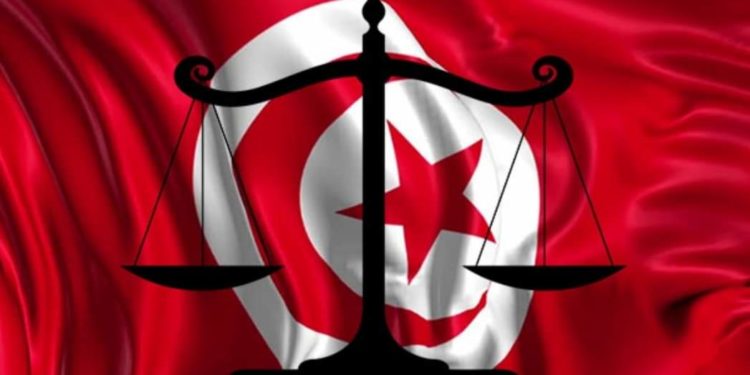 Les tarifs consulaires des tunisiens à l'étranger sont-ils constitutionnels ?
