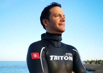 Le tunisien Walid Boudhiaf bat le record du monde de plongée en apnée