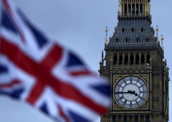 Signature d’un contrat de 10 Milions £ entre la Tunisie et le Royaume Uni