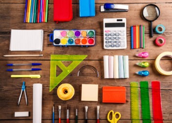 Le Kef : Des fournitures scolaires au profit de 5000 élèves et étudiants