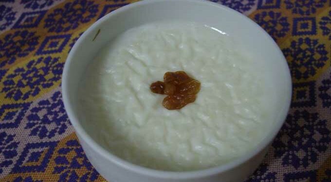 Recette de Mhalbiya (riz au lait) : Un dessert rafraîchissant pour le Ramadan