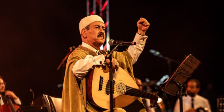 Lotfi Bouchnak au festival international de Hammamet