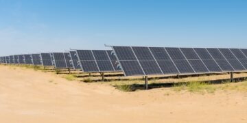 Tunisie : deux centrales solaires inaugurées à Tozeur et Sidi Bouzid